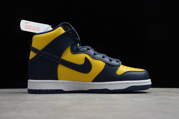 nike dunk high michigan cz8149-700