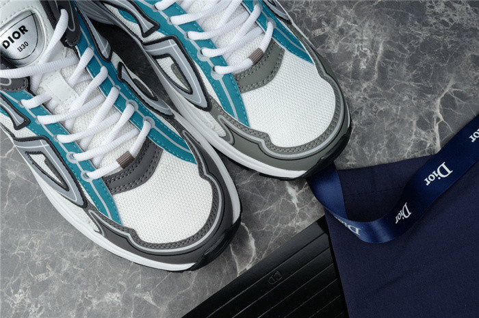 d1or b30 sneakers