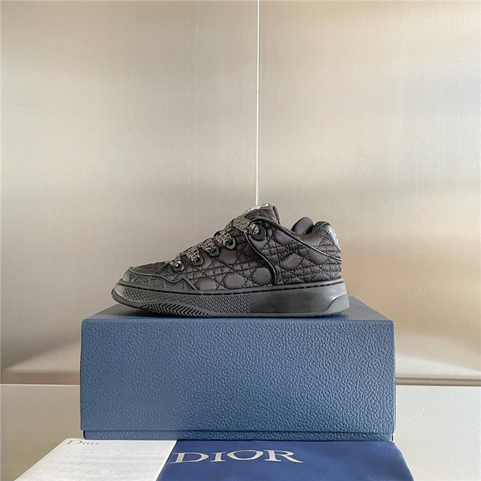 by erl b9s skater sneaker