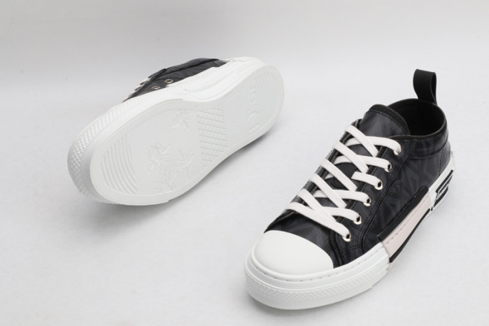 b23 oblique sneaker