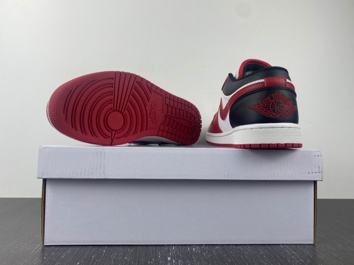 air jordan 1 low reverse black toe dc0774-160