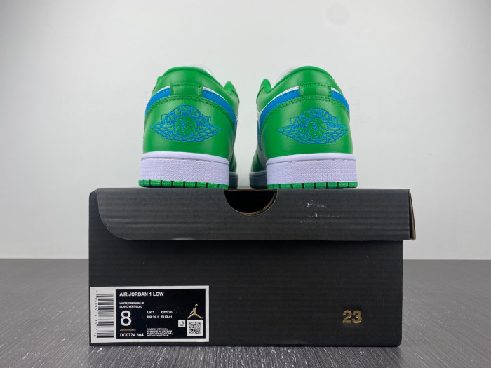 air jordan 1 low wmns “lucky green” dc0774-304