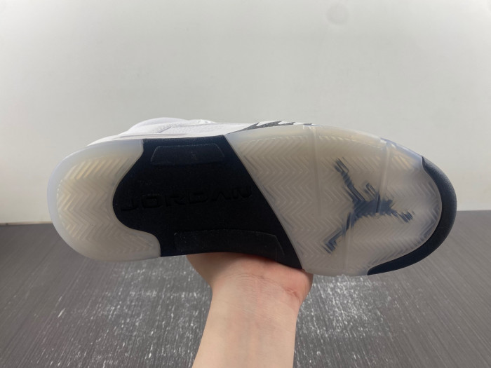 air jordan 5 white/black-sail-metallic silver dd0587-110