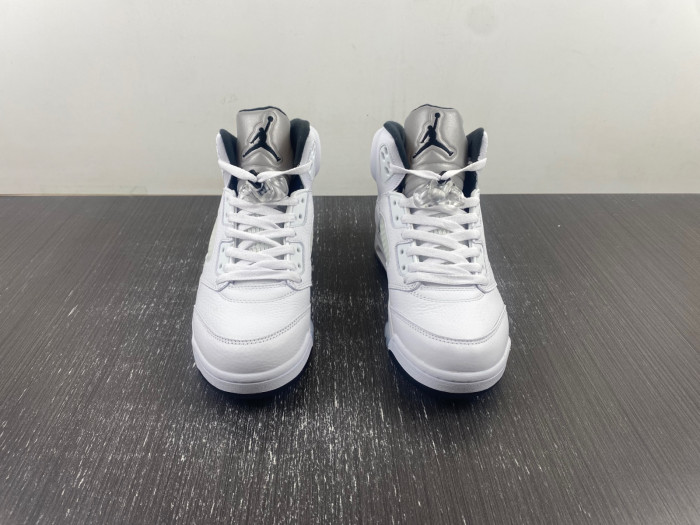 air jordan 5 white/black-sail-metallic silver dd0587-110