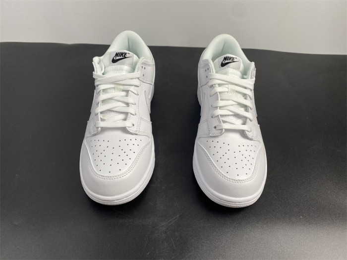 nike dunk low triple white (2021) dd1503-109