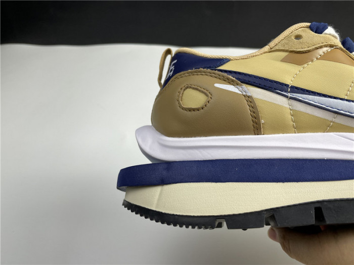 nike vaporwaffle sacai sesame blue void dd1875-200