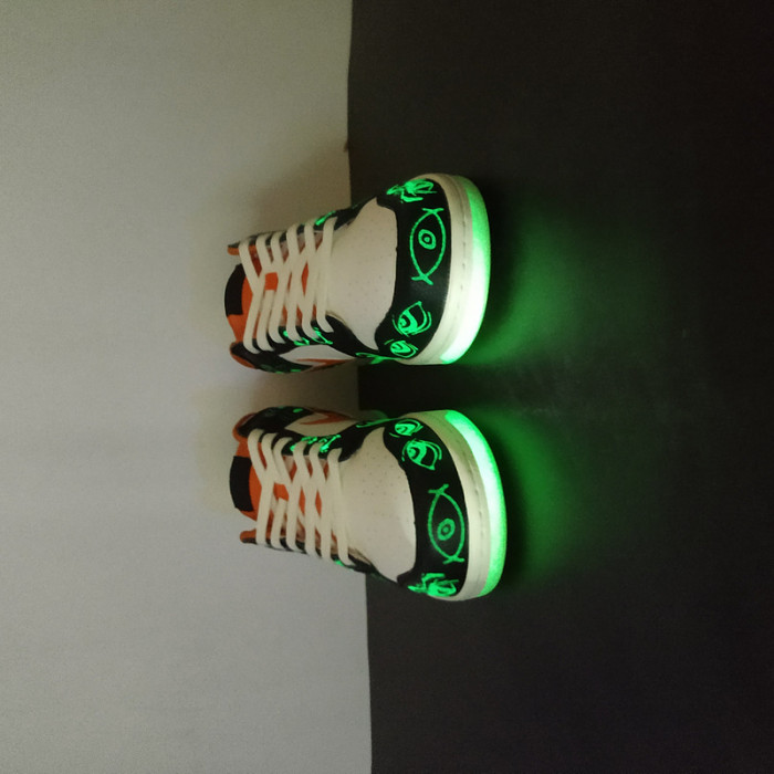 nike dunk low prm “halloween” dd3357-100