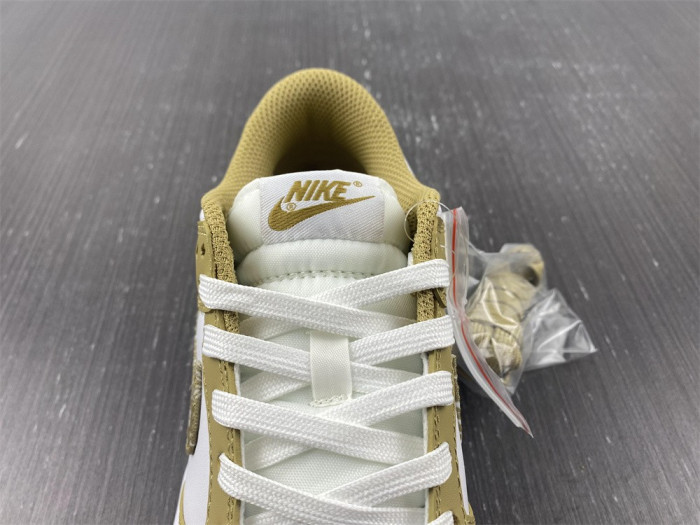 nike dunk low essential paisley pack barley dh4401-104