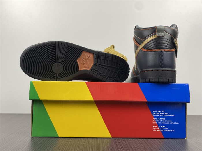 nike sb dunk high rx-0 unicorn gundam 02 banshee dh7717-400