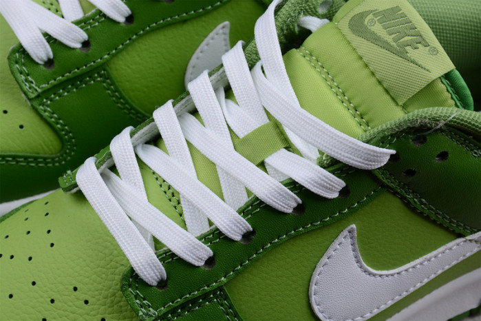 nike dunk low chlorophyll dj6188-300