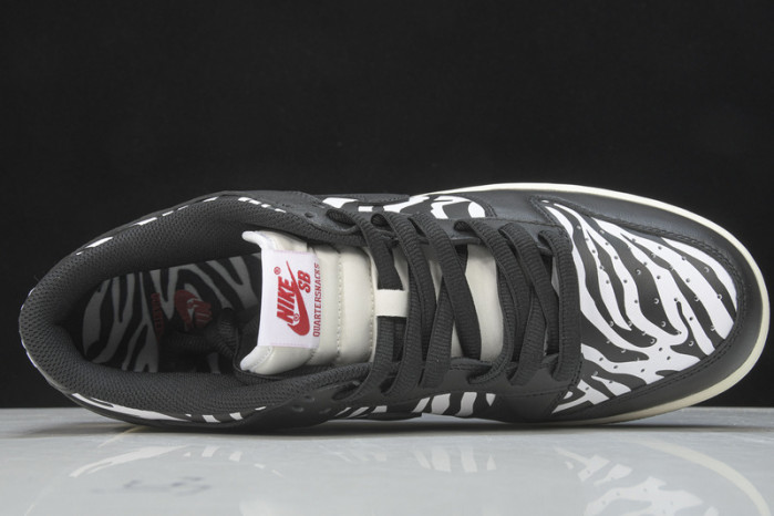 quartersnacks x nike sb dunk low dm3510-001