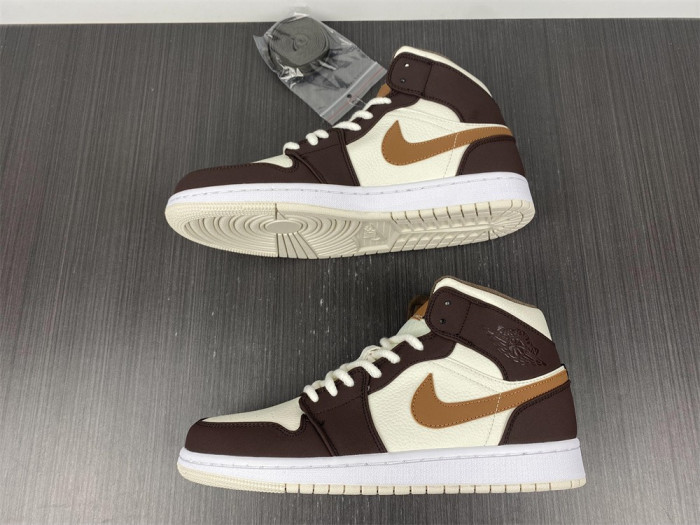 air jordan 1 mid brown fleece do6699-200