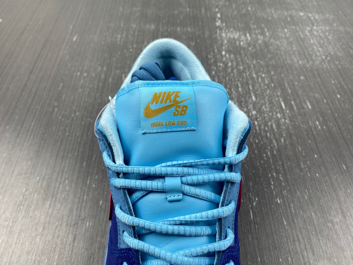 nike sb dunk low run the jewels do9404-400