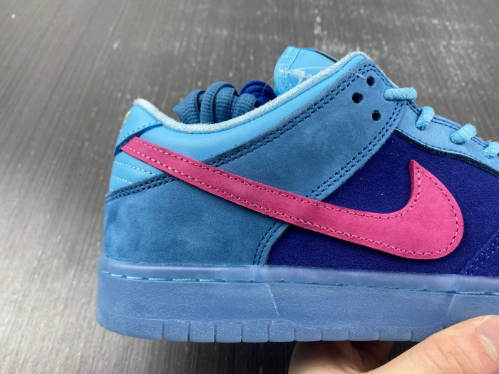 nike sb dunk low run the jewels do9404-400