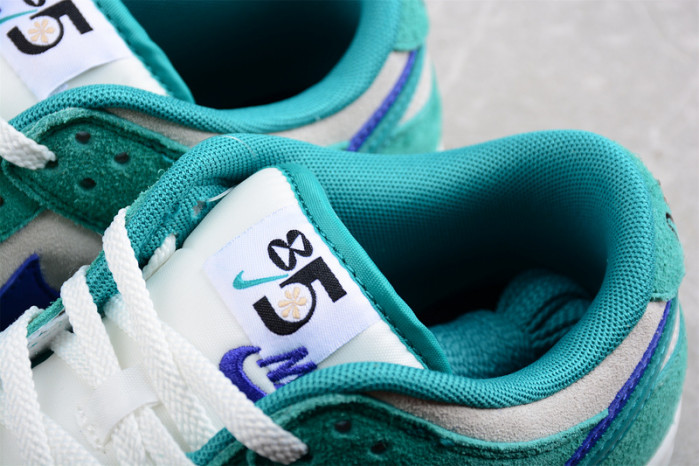 nike dunk low se 85 neptune green do9457-101