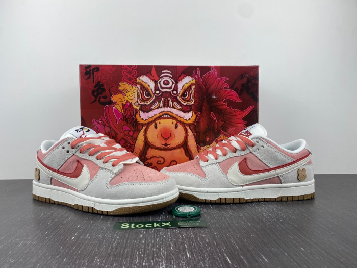 nike dunk low se grey pink do9457-110