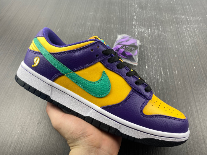 nike dunk low lx lisa leslie do9581-500