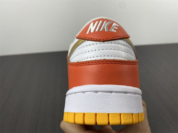 nike dunk low university gold (w) dq4690-800
