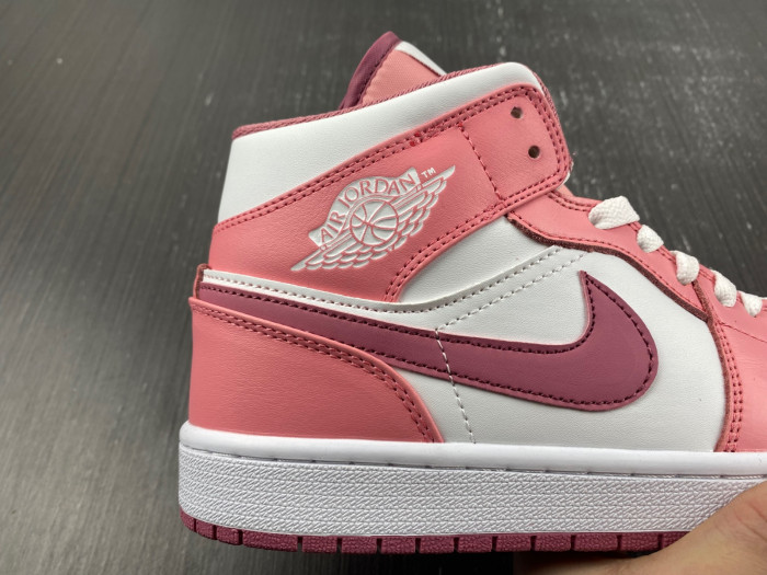 air jordan 1 mid valentine