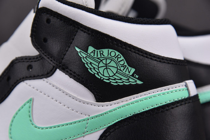 air jordan 1 mid green glow dq8426-103