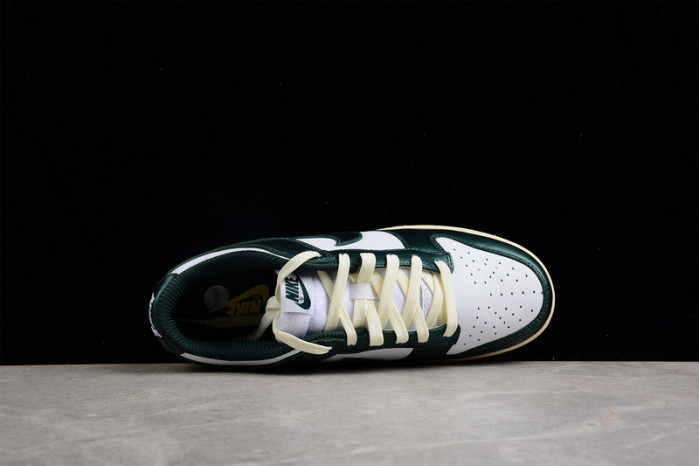 nike dunk low vintage green (w) dq8580-100