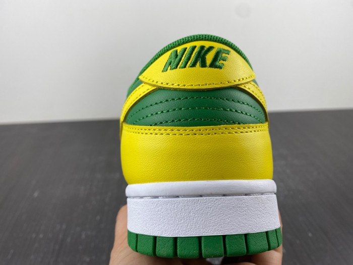 nike dunk low reverse brazil dv0833-300