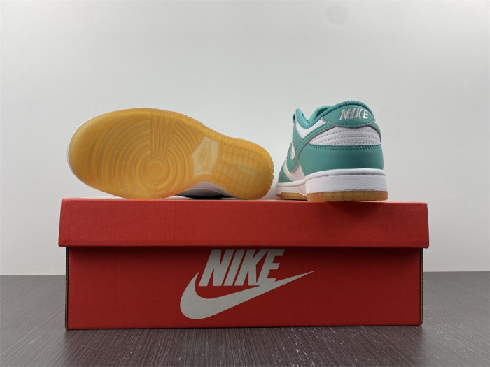 nike dunk low white turquoise dv2190-100