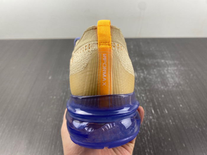 nike air vapormax 2023 flyknit dv6840-200