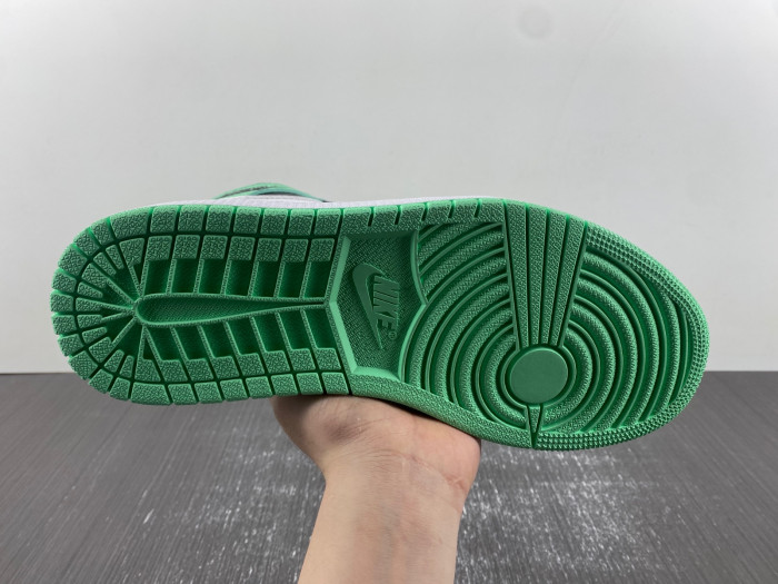 air jordan 1 "green glow" dz5485-130