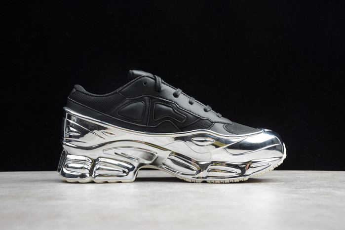 a*d*das ozweego raf simons core black silver metallic ee7944