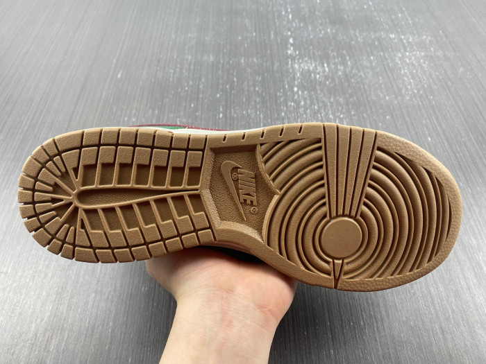 nike dunk low “gorge green” fb7160-161