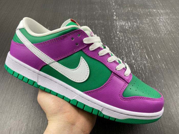 nike dunk low stadium green fuchsia fd9924-311