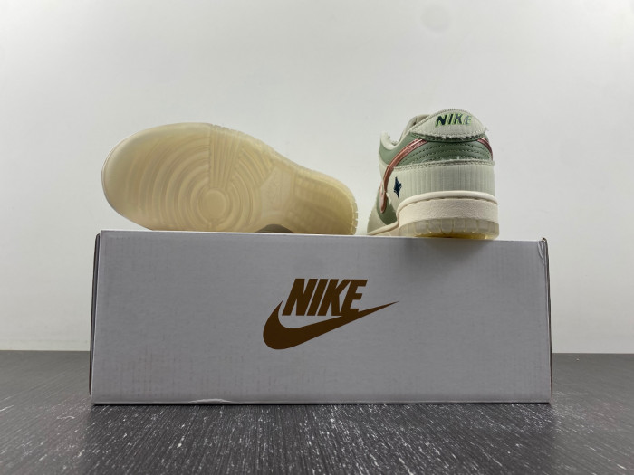 nike dunk low retro prm kyler murray be 1 of one fq0269-001