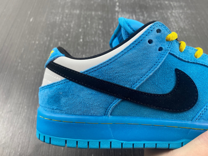 the powerpuff girls x nike sb dunk low “buttercup” fz8319-300