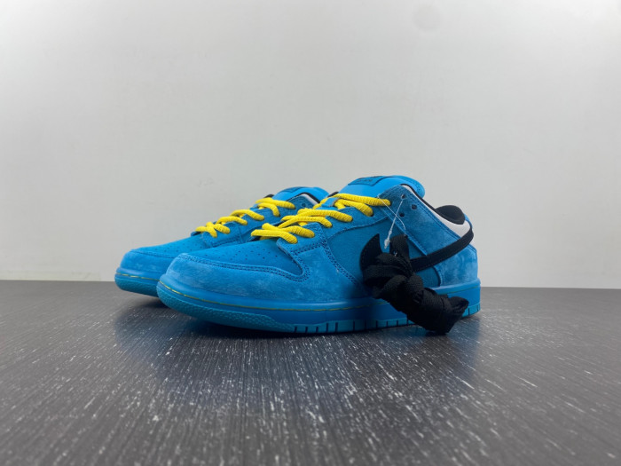 the powerpuff girls x nike sb dunk low “buttercup” fz8319-300