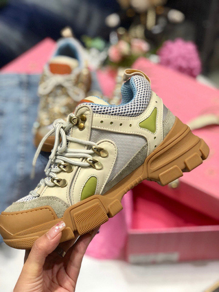 gu flashtrek sneaker