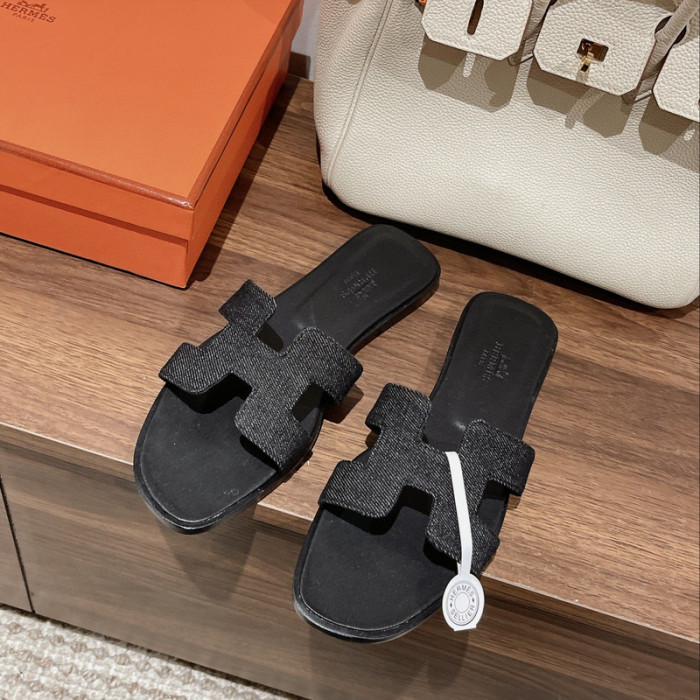 H**mes sandal