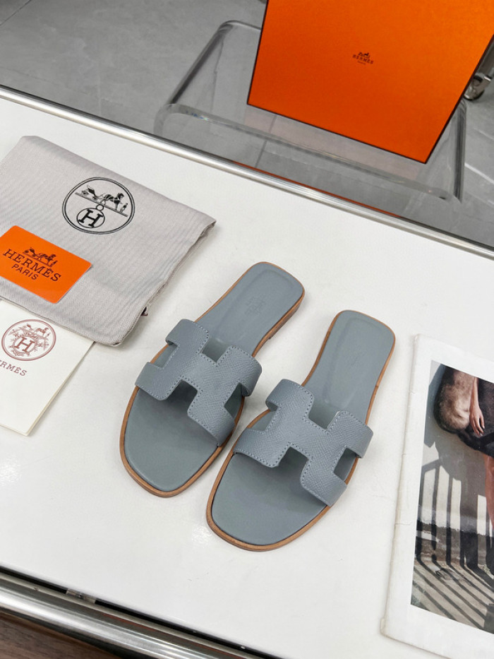 H**mes sandal