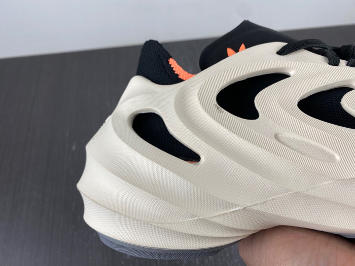 a*d*das adifom q wonder white core black hp6582