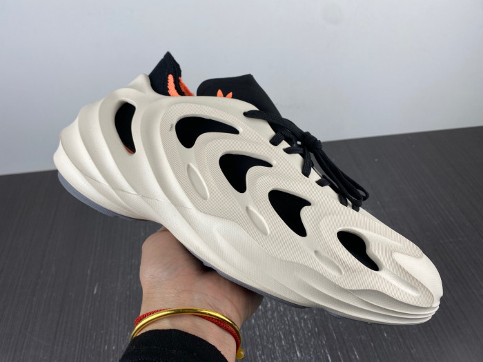 a*d*das adifom q wonder white core black hp6582