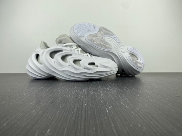 a*d*das adifom q white grey hp6584