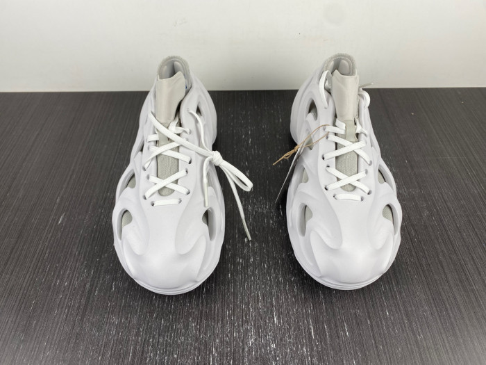 a*d*das adifom q white grey hp6584