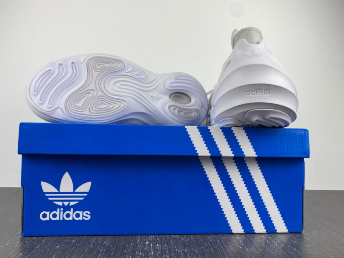 a*d*das adifom q white grey hp6584