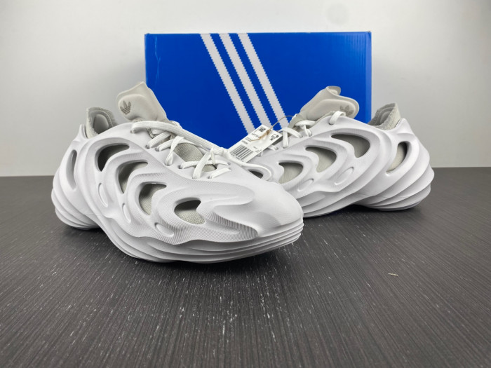 a*d*das adifom q white grey hp6584