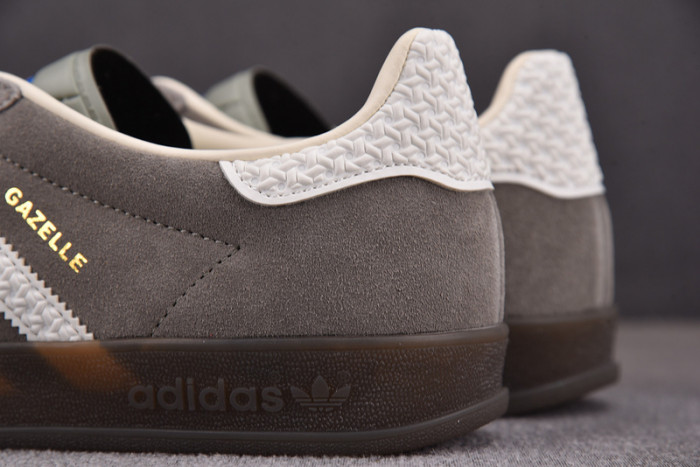 a*d*das gazelle indoor white grey if1807