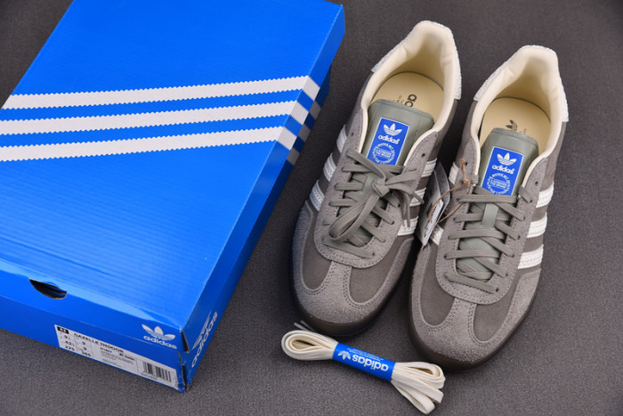 a*d*das gazelle indoor white grey if1807