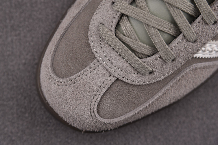 a*d*das gazelle indoor white grey if1807