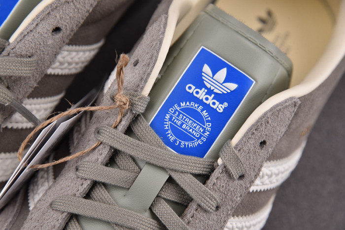 a*d*das gazelle indoor white grey if1807