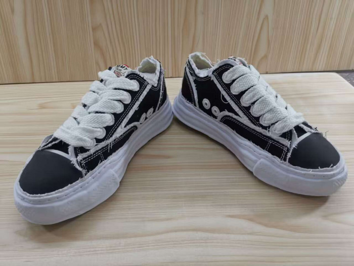Ma*s*n mihara yasuhiro blakey sneakers