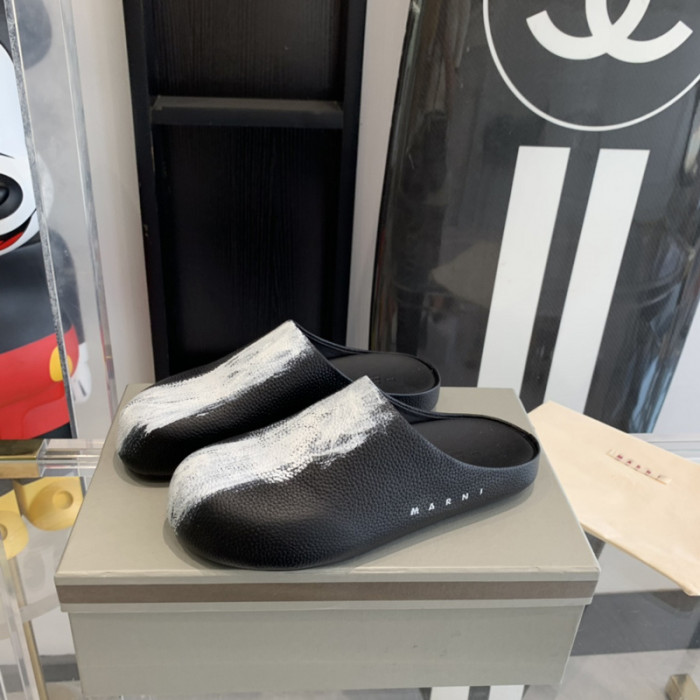 marni fussbett sabot loafers